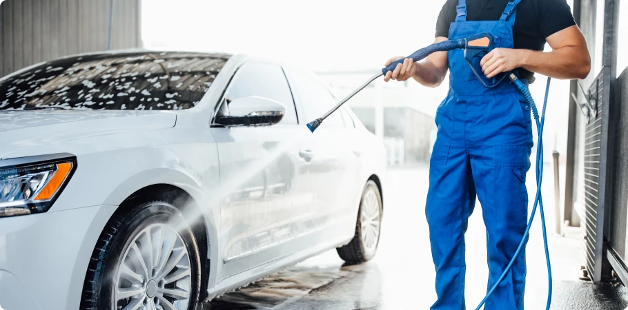 Limpeza e Lavagem de Veículos Automotivos